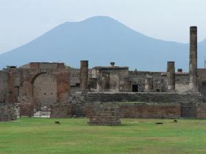 vesuvius-and-pompeii1